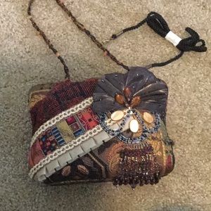 Adorable tapestry purse with beadwork NWOT
